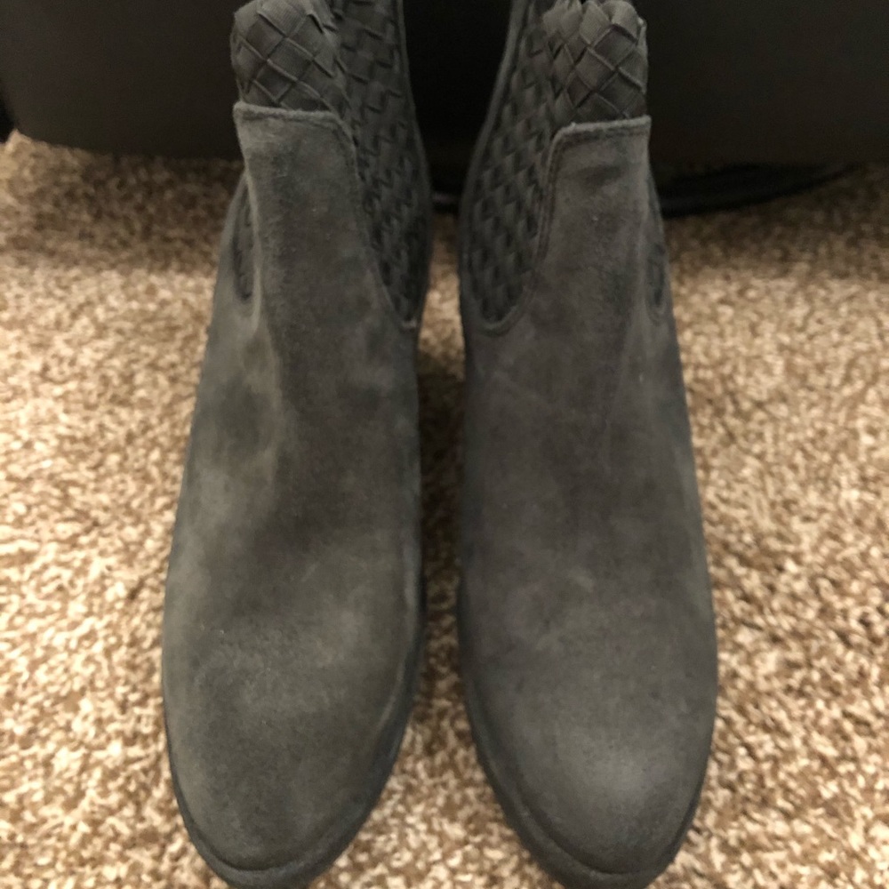 Hoss Intropia Kristin Black Wedge Ankle Boots